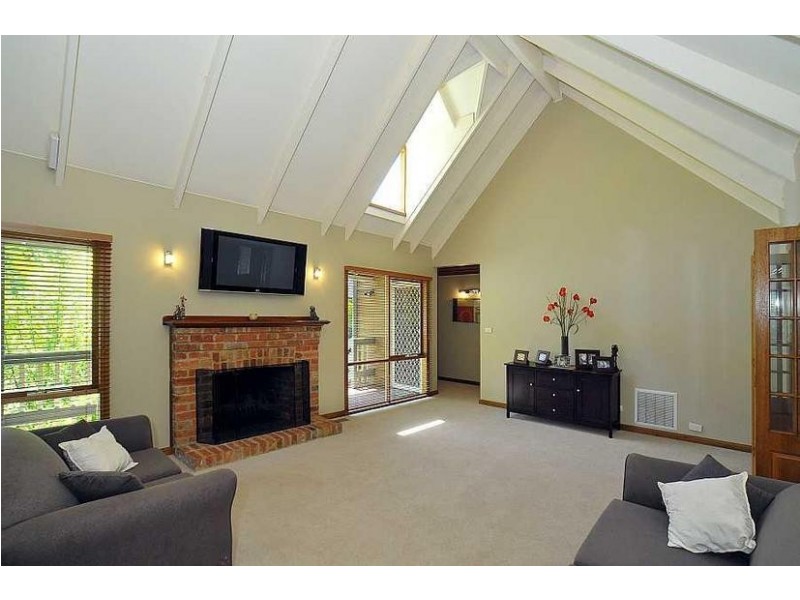 6 Leah Avenue, Upwey VIC 3158