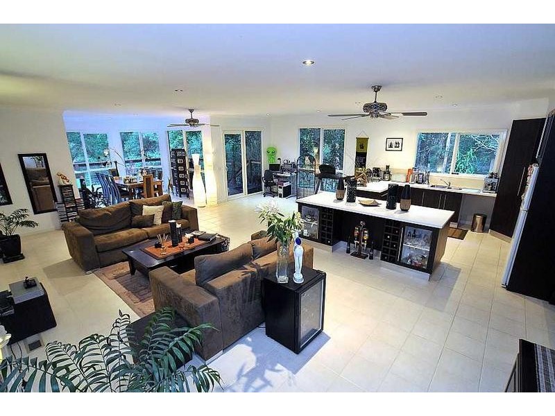 15 Wombalana Road, Selby VIC 3159