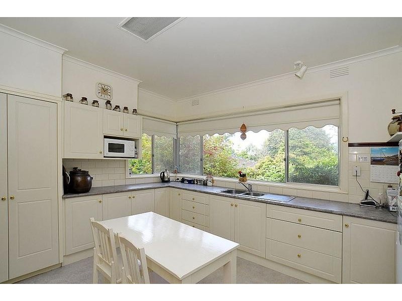 21 Old Main Road, Ferny Creek VIC 3786