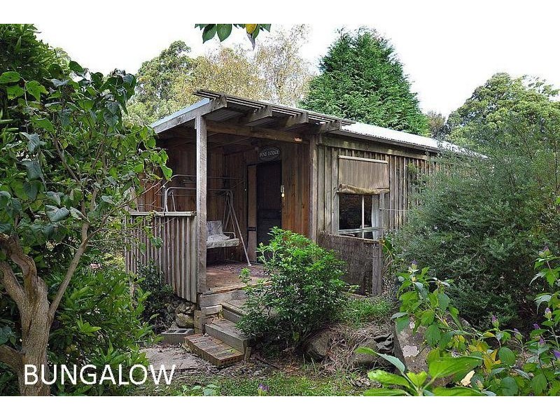 21 Old Main Road, Ferny Creek VIC 3786