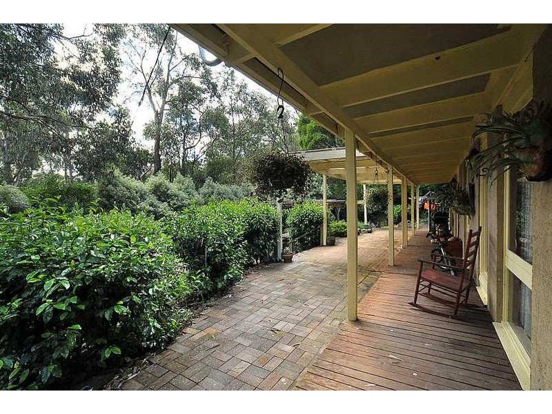 3 Johns Road, Selby VIC 3159