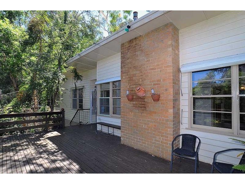 5 Heath Avenue, Ferntree Gully VIC 3156