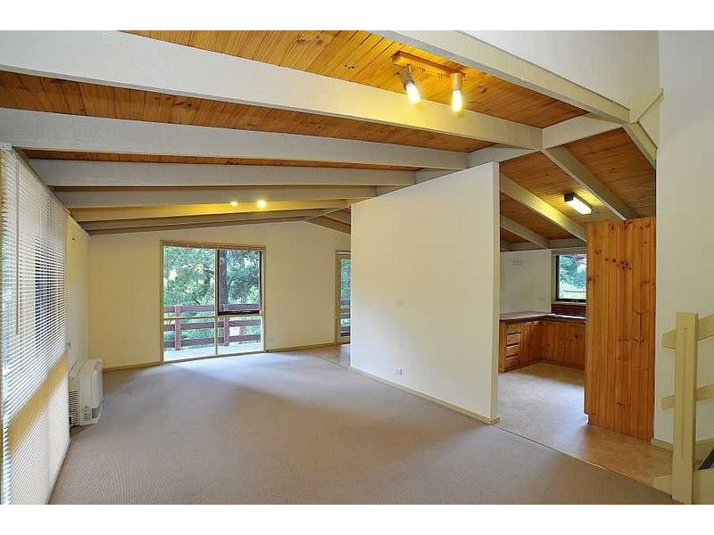 1 Maskells Hill Road, Selby VIC 3159