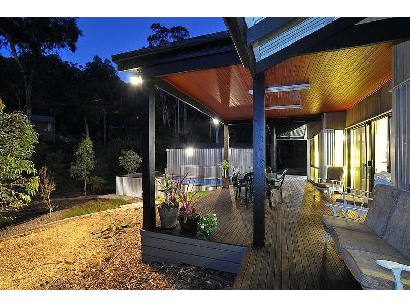 109 Old Belgrave Road, Upwey VIC 3158