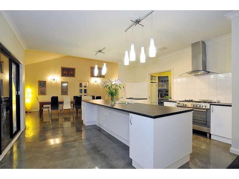 109 Old Belgrave Road, Upwey VIC 3158