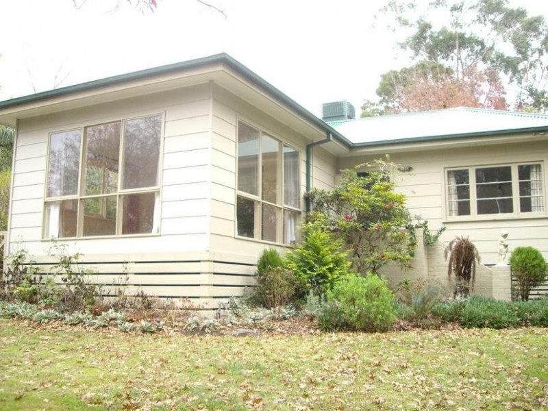 2 Cambridge Street, Belgrave South VIC 3160