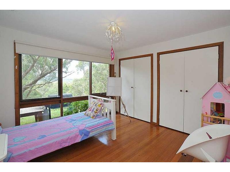 11 Horizon Road, Selby VIC 3159