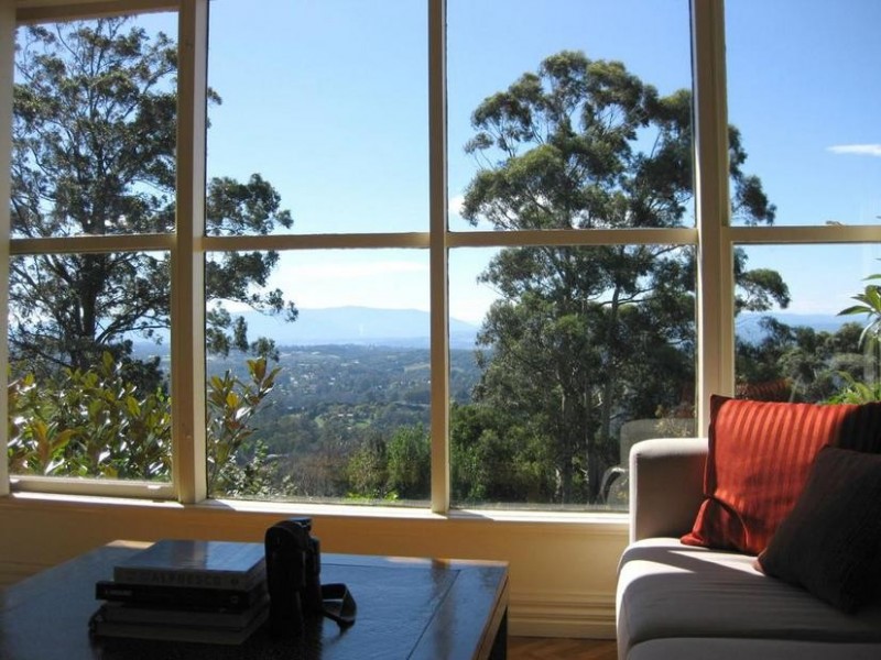 8 Locarno Avenue, Kallista VIC 3791