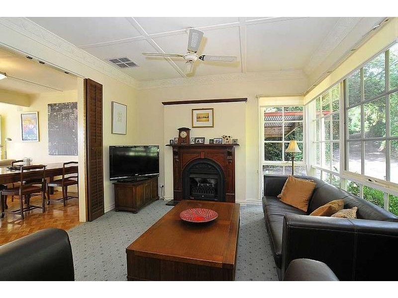 8 Locarno Avenue, Kallista VIC 3791