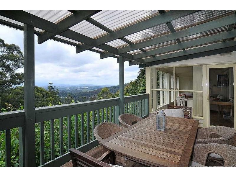 8 Locarno Avenue, Kallista VIC 3791