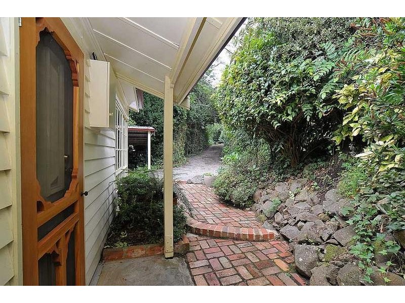 8 Locarno Avenue, Kallista VIC 3791