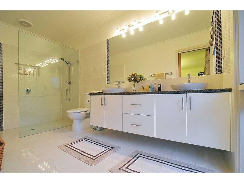 99 Mt.Morton Road, Belgrave South VIC 3160