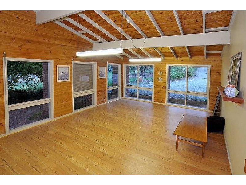 99 Mt.Morton Road, Belgrave South VIC 3160