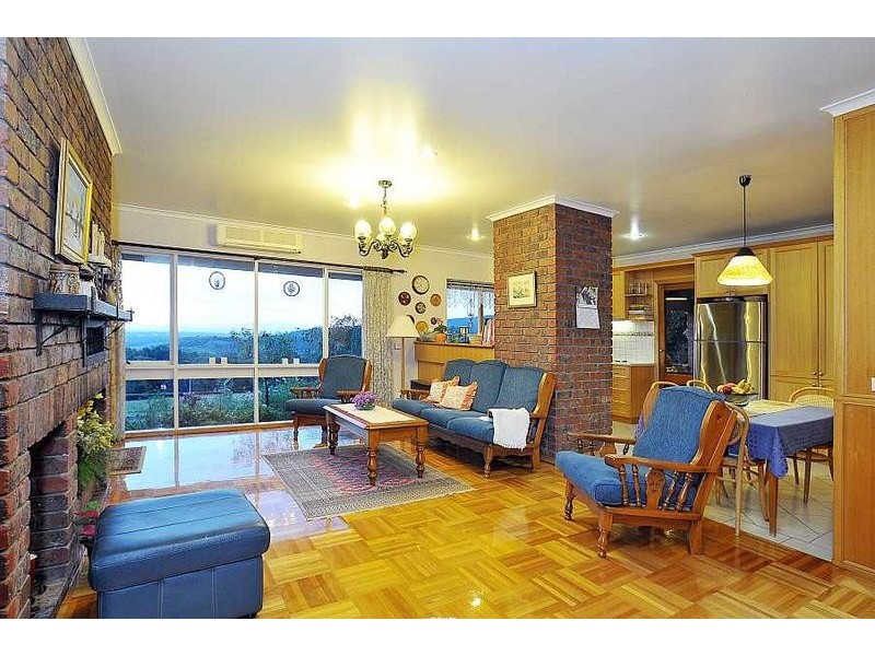 99 Mt.Morton Road, Belgrave South VIC 3160