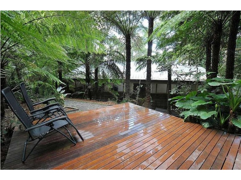 33 Centre Road, Upwey VIC 3158
