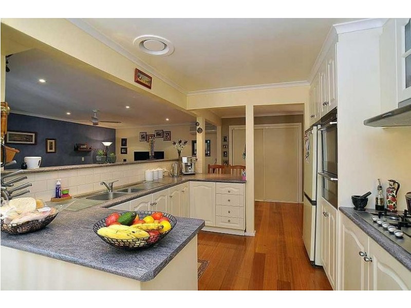 9 Sandells Road, Tecoma VIC 3160