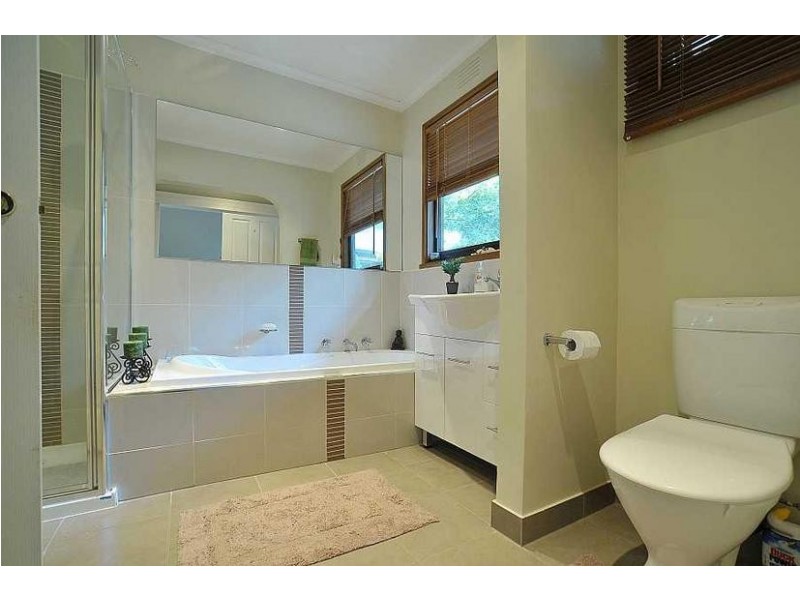 9 Sandells Road, Tecoma VIC 3160