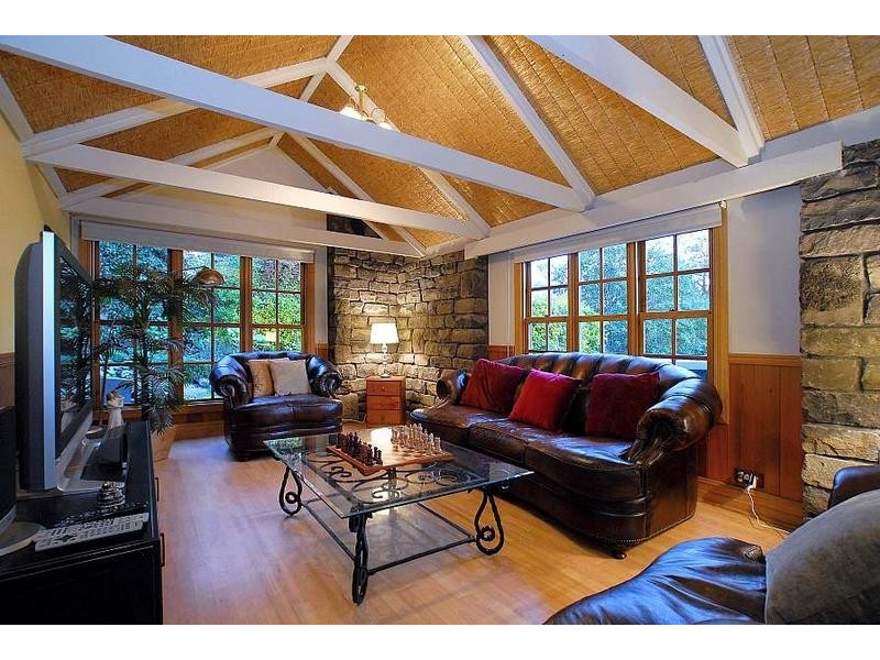 42 Morris Road, Upwey VIC 3158