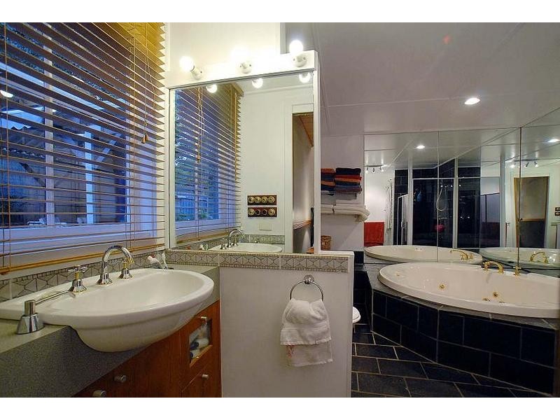42 Morris Road, Upwey VIC 3158