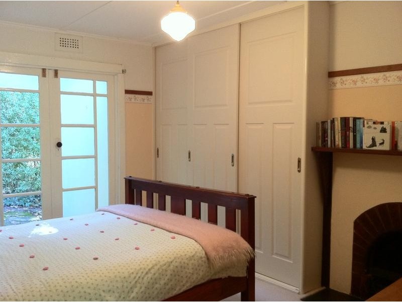 2 Alpine Crescent, Kallista VIC 3791