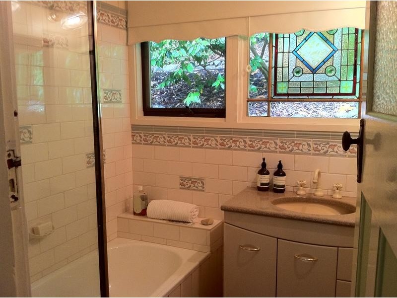 2 Alpine Crescent, Kallista VIC 3791