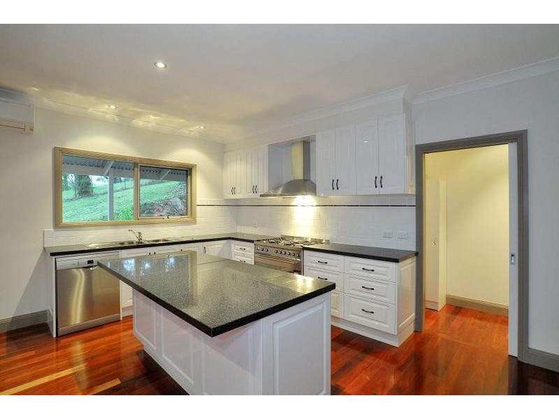 7 Cedar Grove, Selby VIC 3159
