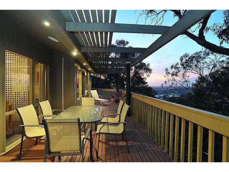 34 Grandview Crescent, Upper Ferntree Gully VIC 3156