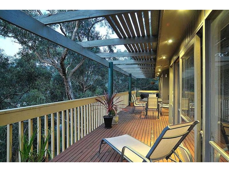 34 Grandview Crescent, Upper Ferntree Gully VIC 3156