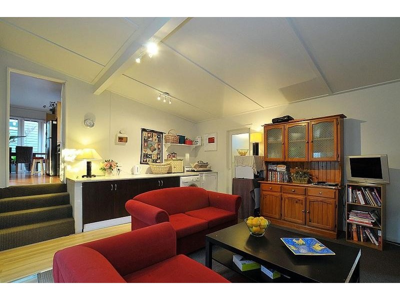 2 Schneider Street, Ferntree Gully VIC 3156