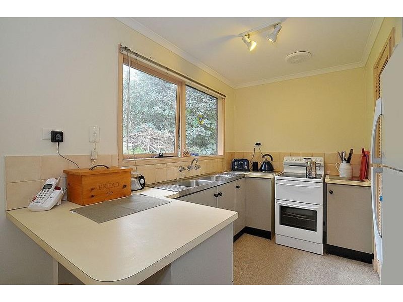 8 Creek Road, Belgrave VIC 3160