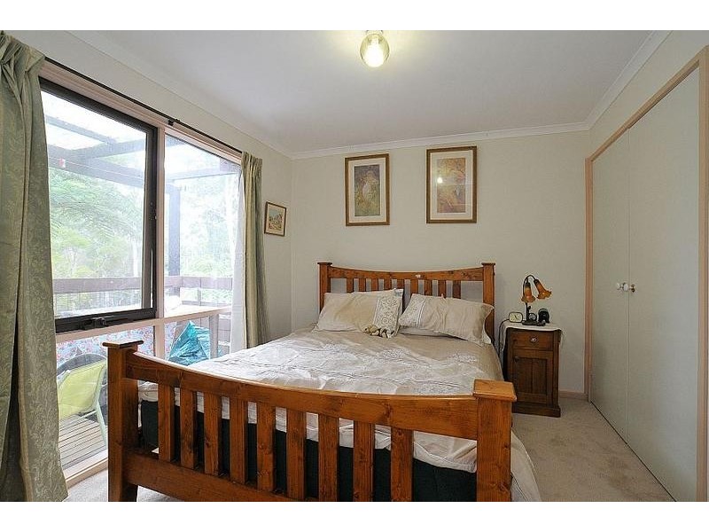 8 Creek Road, Belgrave VIC 3160