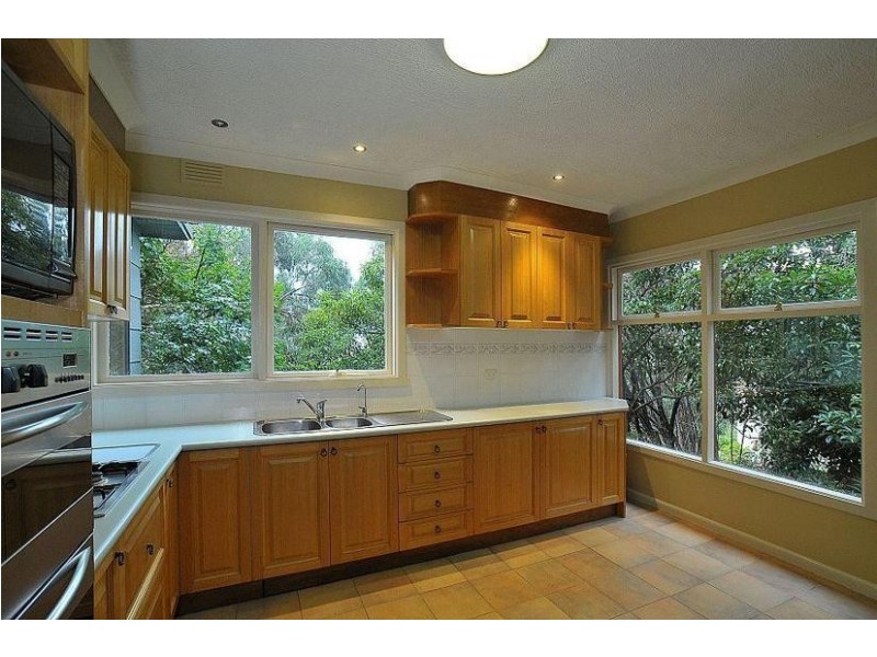 9 Kalulu Road, Tecoma VIC 3160