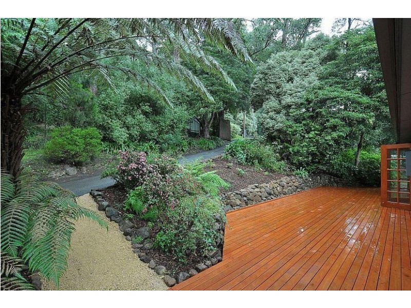 9 Kalulu Road, Tecoma VIC 3160