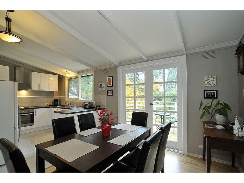 23 Sunnyside Terrace, Emerald VIC 3782