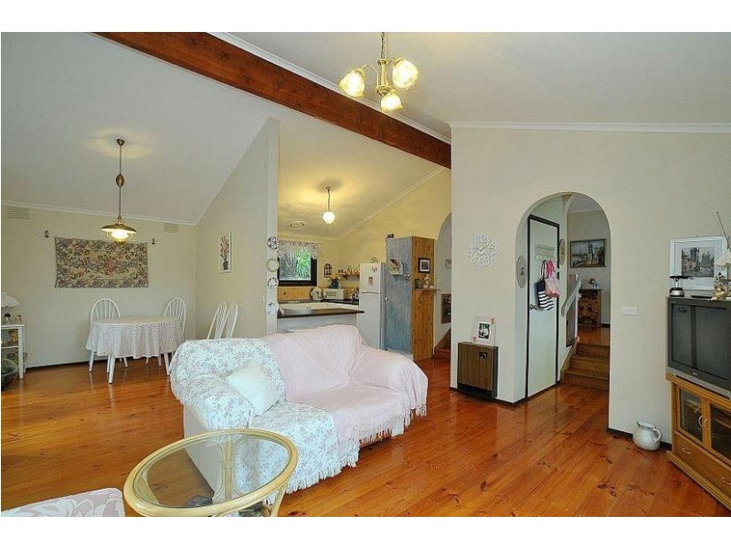 21 Sunnyside Terrace, Emerald VIC 3782