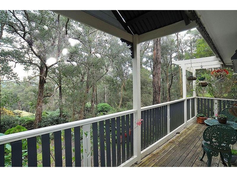 21 Sunnyside Terrace, Emerald VIC 3782