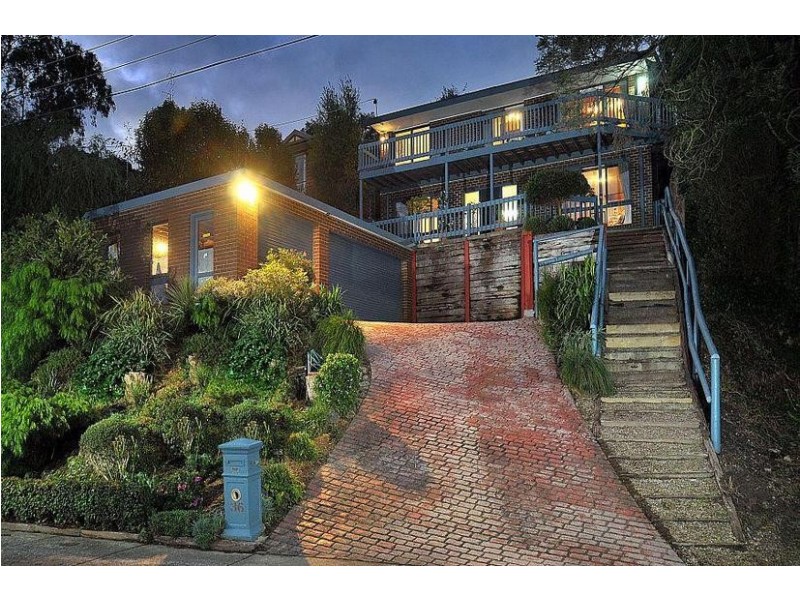 36 Illawarra Avenue, Rowville VIC 3178