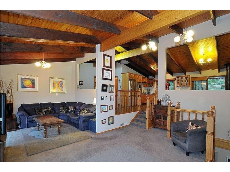 36 Illawarra Avenue, Rowville VIC 3178