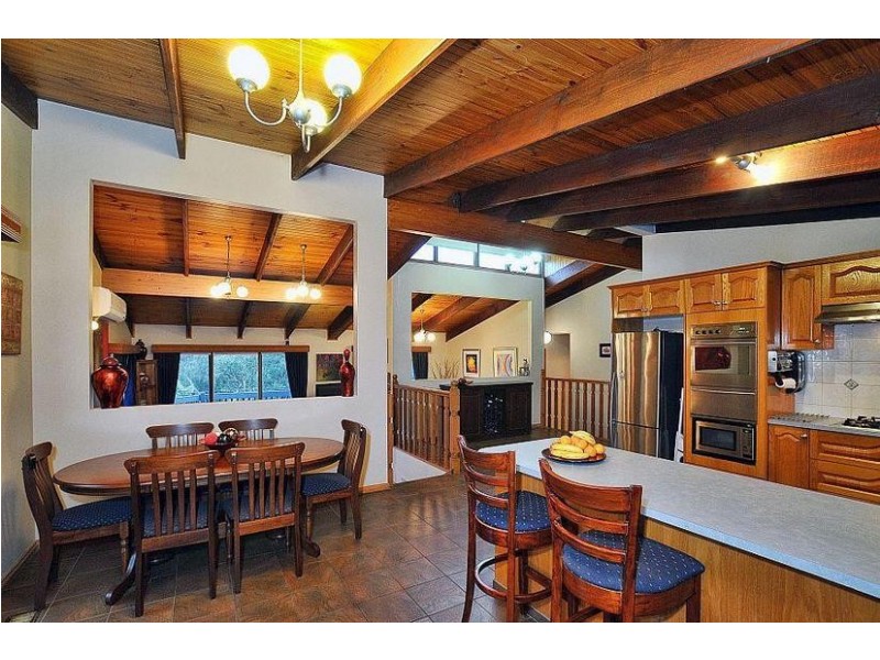 36 Illawarra Avenue, Rowville VIC 3178