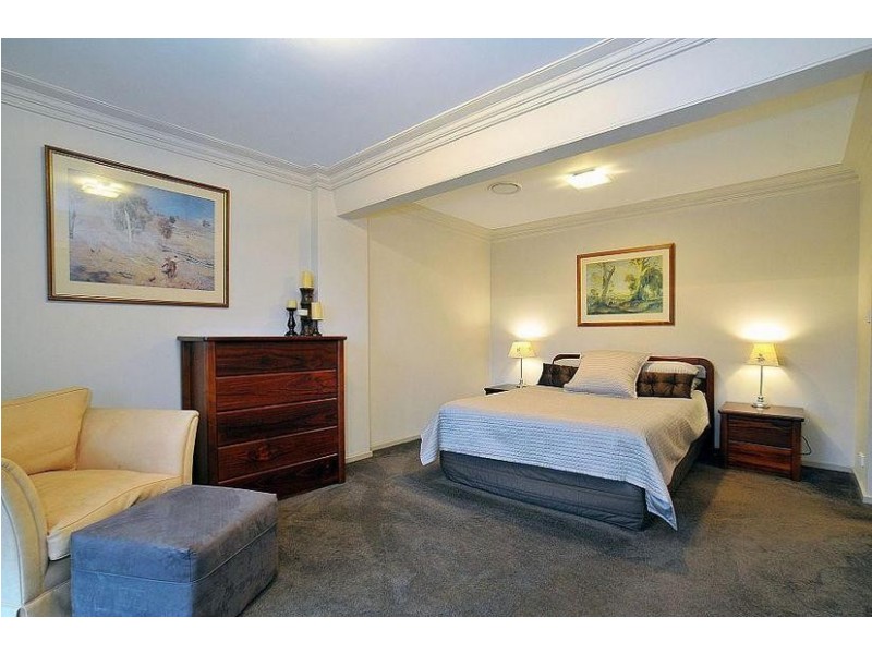 36 Illawarra Avenue, Rowville VIC 3178