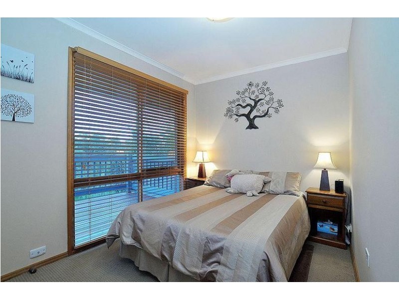 36 Illawarra Avenue, Rowville VIC 3178