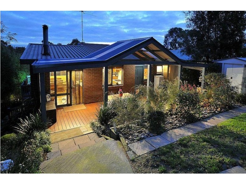 36 Illawarra Avenue, Rowville VIC 3178