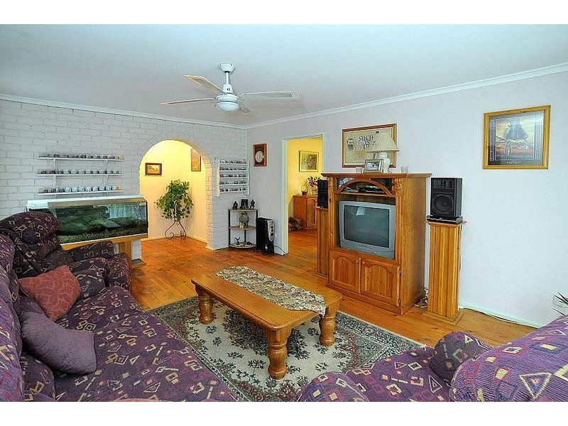 9 Arbor Avenue, Belgrave VIC 3160