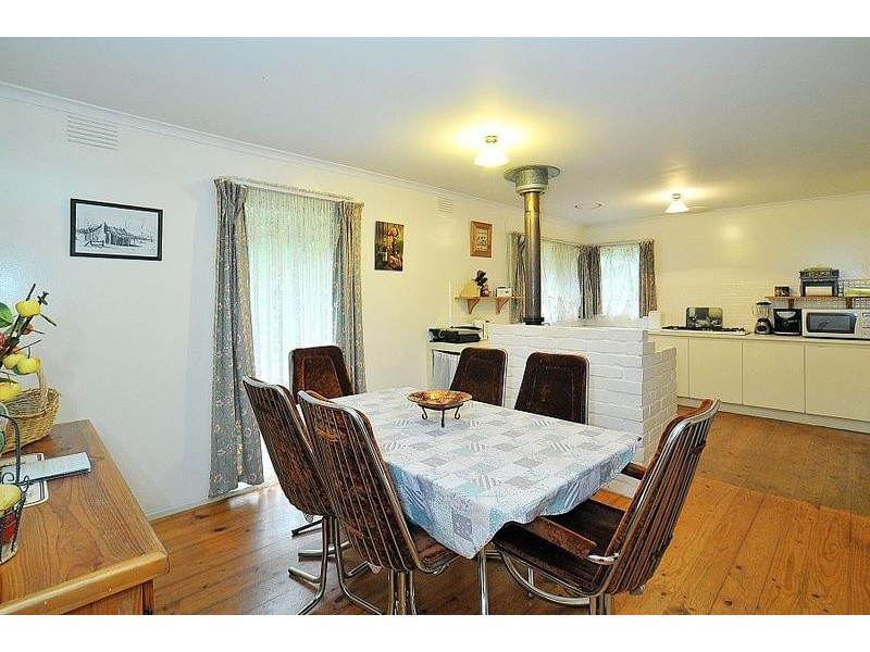 9 Arbor Avenue, Belgrave VIC 3160