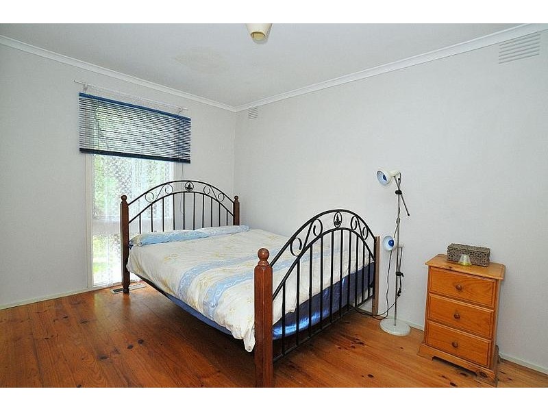 9 Arbor Avenue, Belgrave VIC 3160