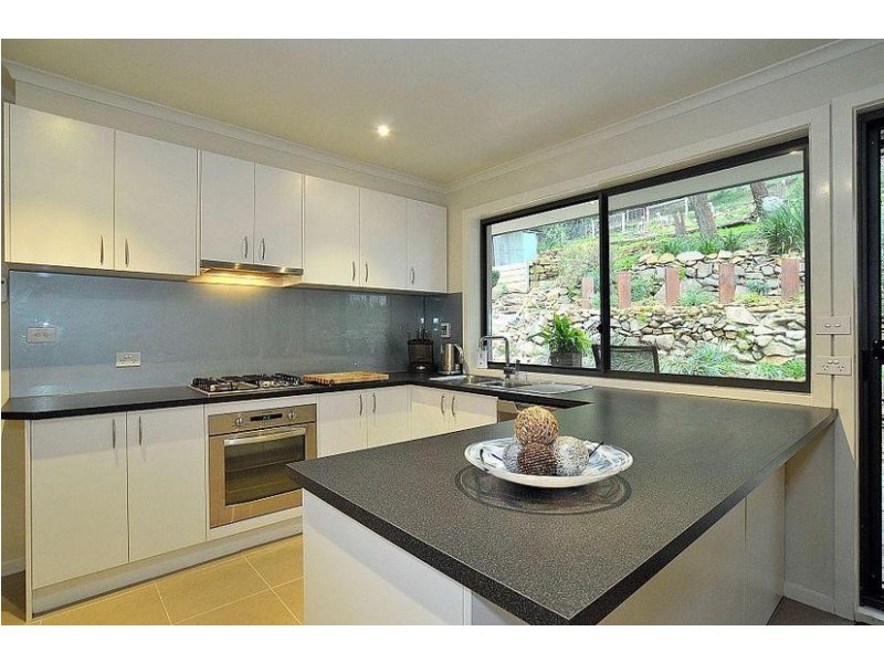 30 Wynette Avenue, Upper Ferntree Gully VIC 3156