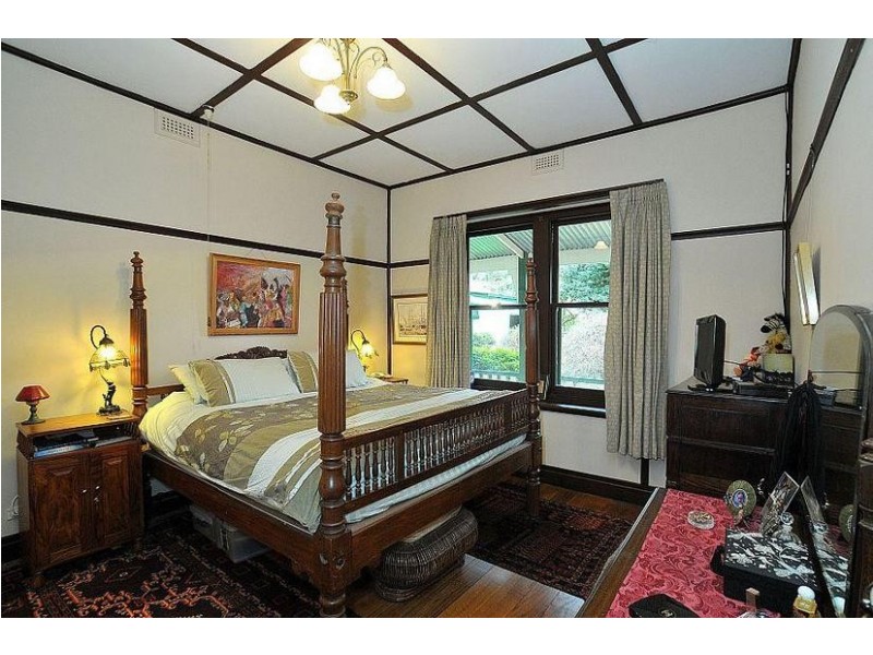 10 Owen Street, Kallista VIC 3791