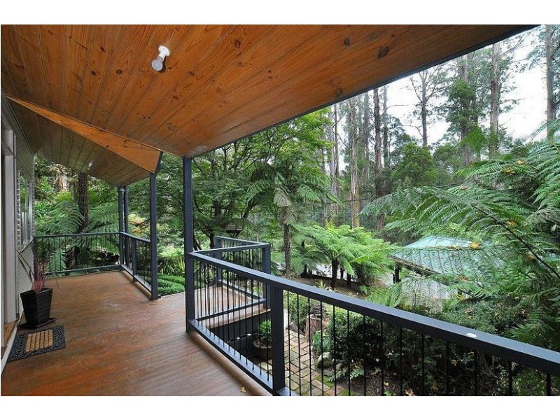 39 Perrins Creek Rd, Kallista VIC 3791