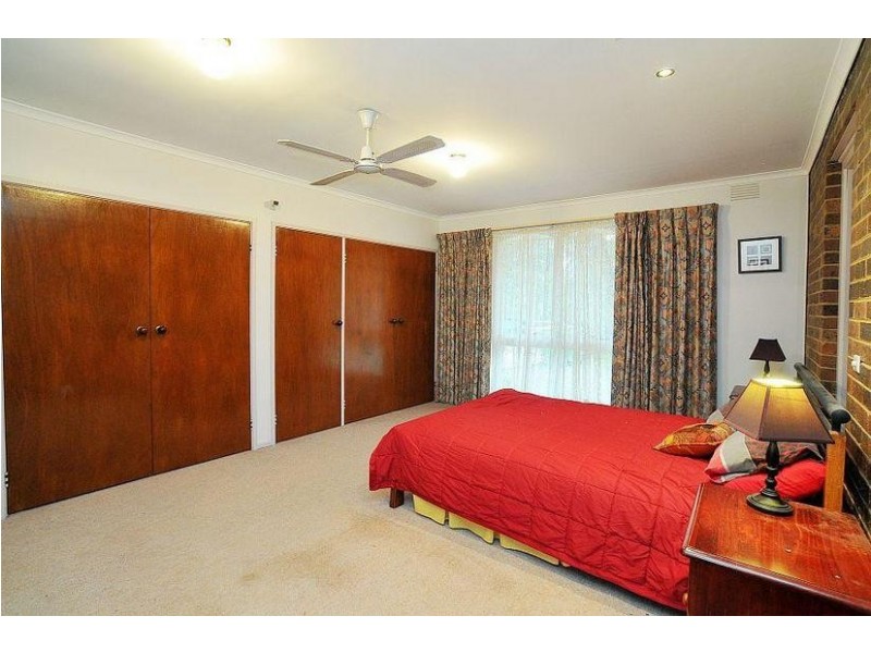9 Heath Road, Belgrave Heights VIC 3160
