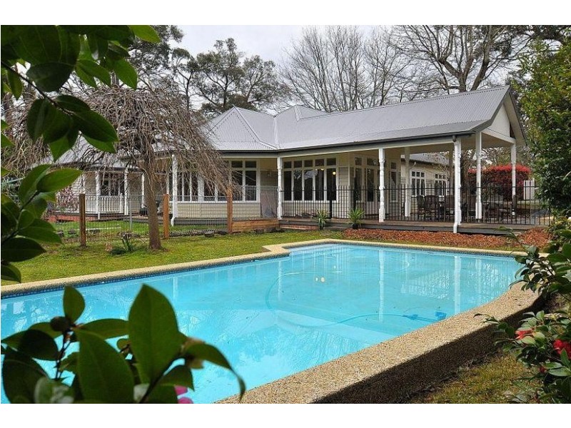 401-403 Glenfern Road, Upwey VIC 3158